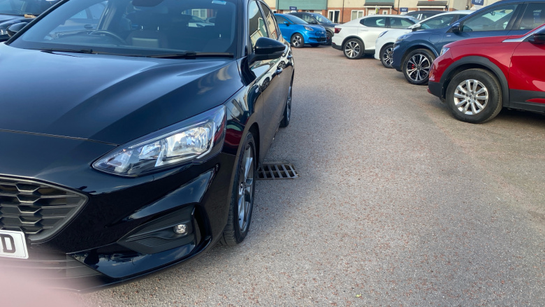 Ford Focus 1.0 EcoBoost 125 ST-Line 5dr Petrol Hatchback